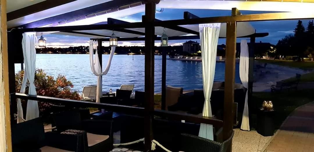 App Palcic K Apartamento Novigrad Istria Exterior foto